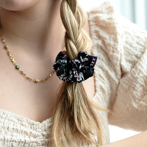 XXS Scrunchie / Genevieve