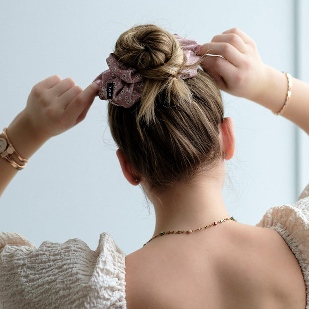 Taylah XXL Scrunchie / Pink Flower