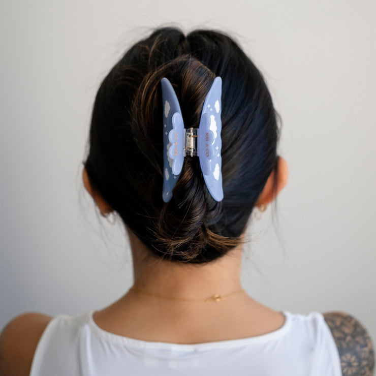 The Cloud Hair Claw