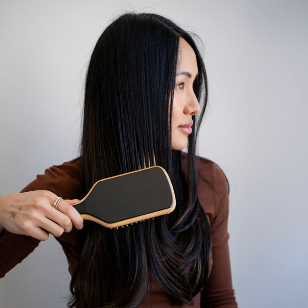 XXL & CO Bamboo Paddle Hair Brush / Black