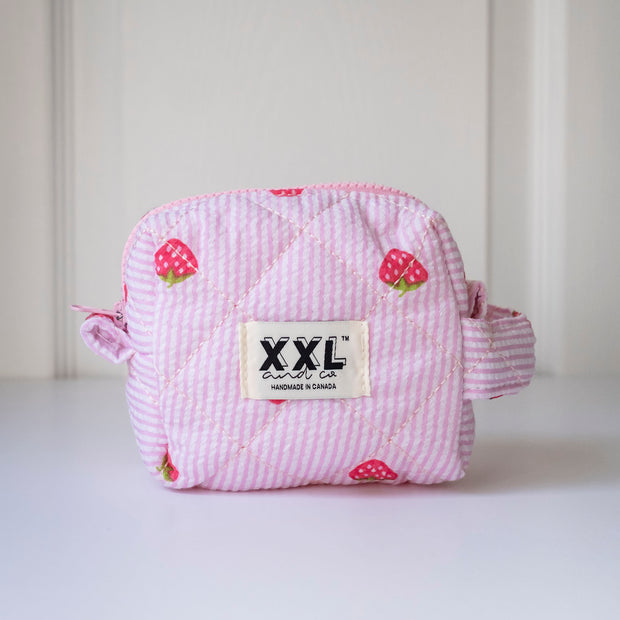 Carry-All Cosmetic Bag Mini / Strawberry Lane