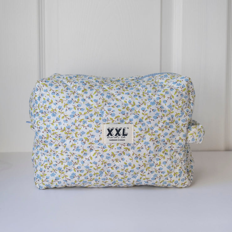 Carry-All Cosmetic Bag XXL / Blueberry Garden