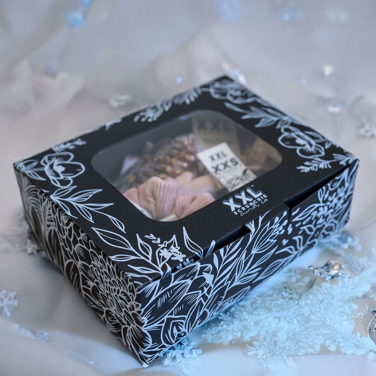 xxl holiday gift box / ASSORTED MYSTERY