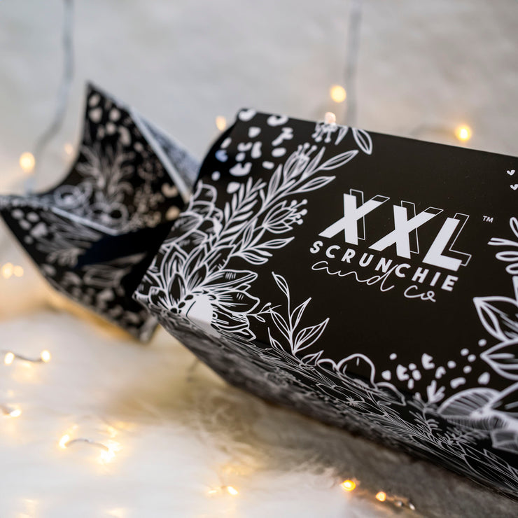 xxl mystery christmas cracker / neutral