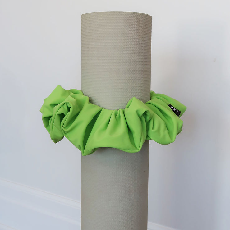 Yoga Mat Scrunchie / Mattea