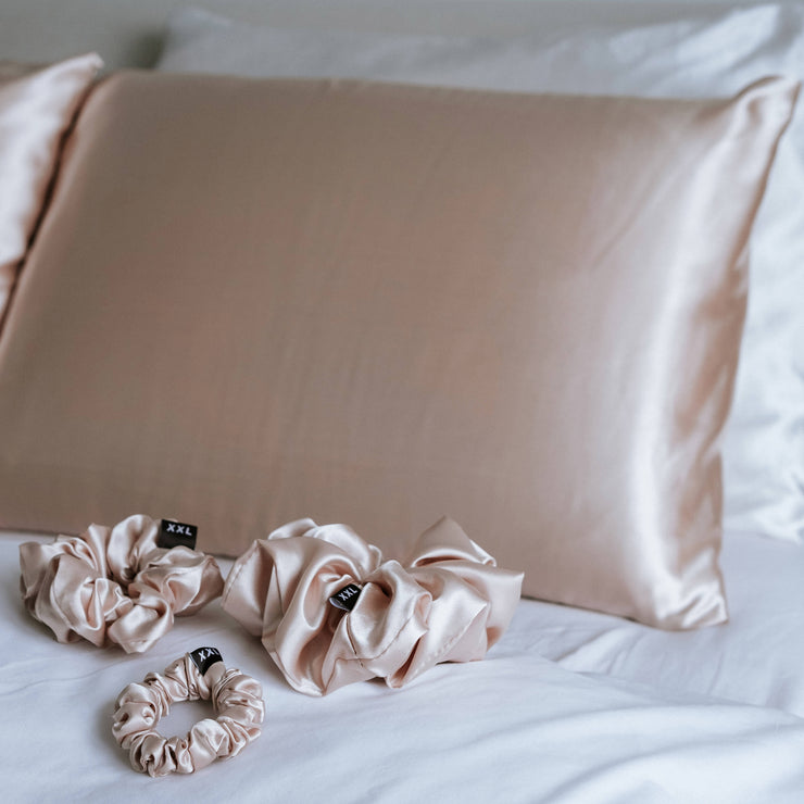 Satin Pillowcase / Juliette